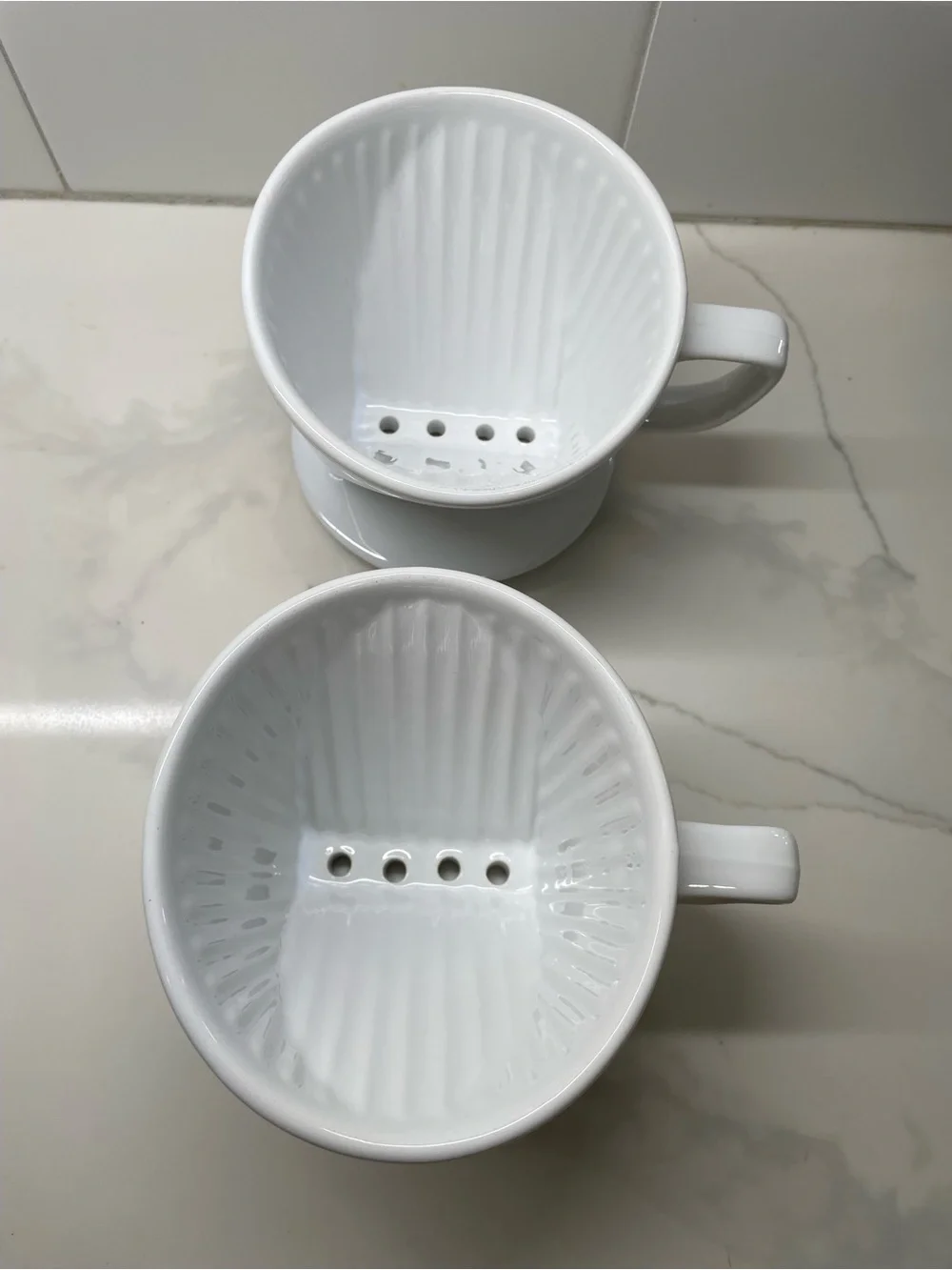 (1) Rare Sur La Table Ceramic Pour Over Coffee Dripper XL 4 Hole White